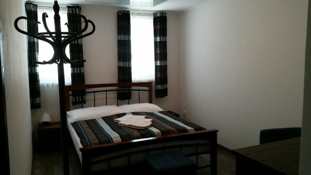 Sommelierka Apartment Valtice Exterior foto